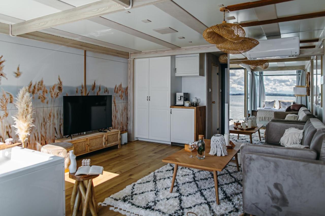 Grand Ht Houseboats - Domki Na Wodzie - Sauna, Jacuzzi, Kominek 미엘노 외부 사진