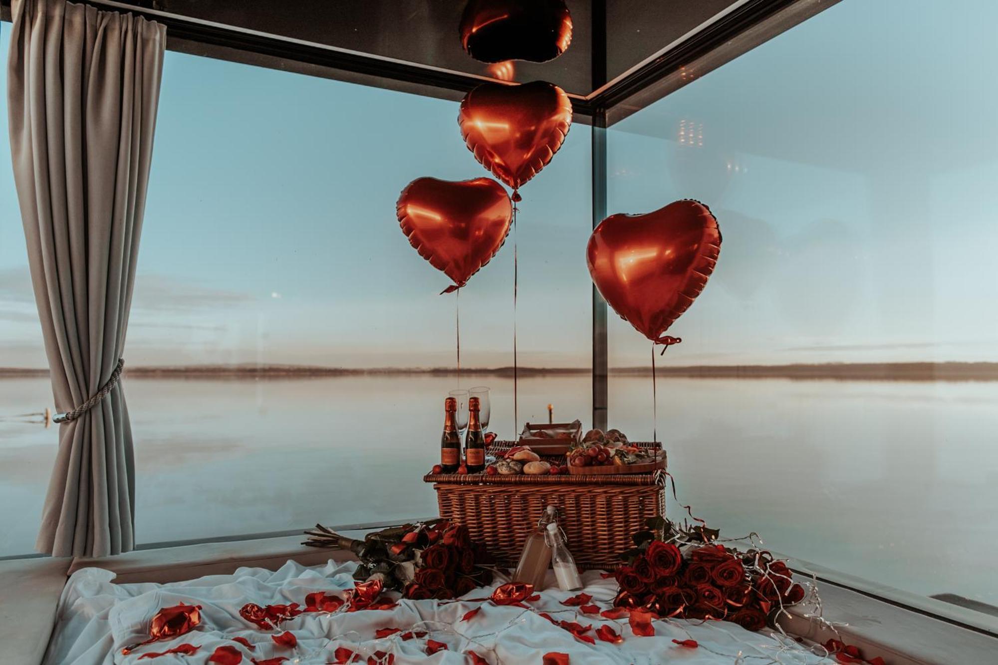 Grand Ht Houseboats - Domki Na Wodzie - Sauna, Jacuzzi, Kominek 미엘노 외부 사진