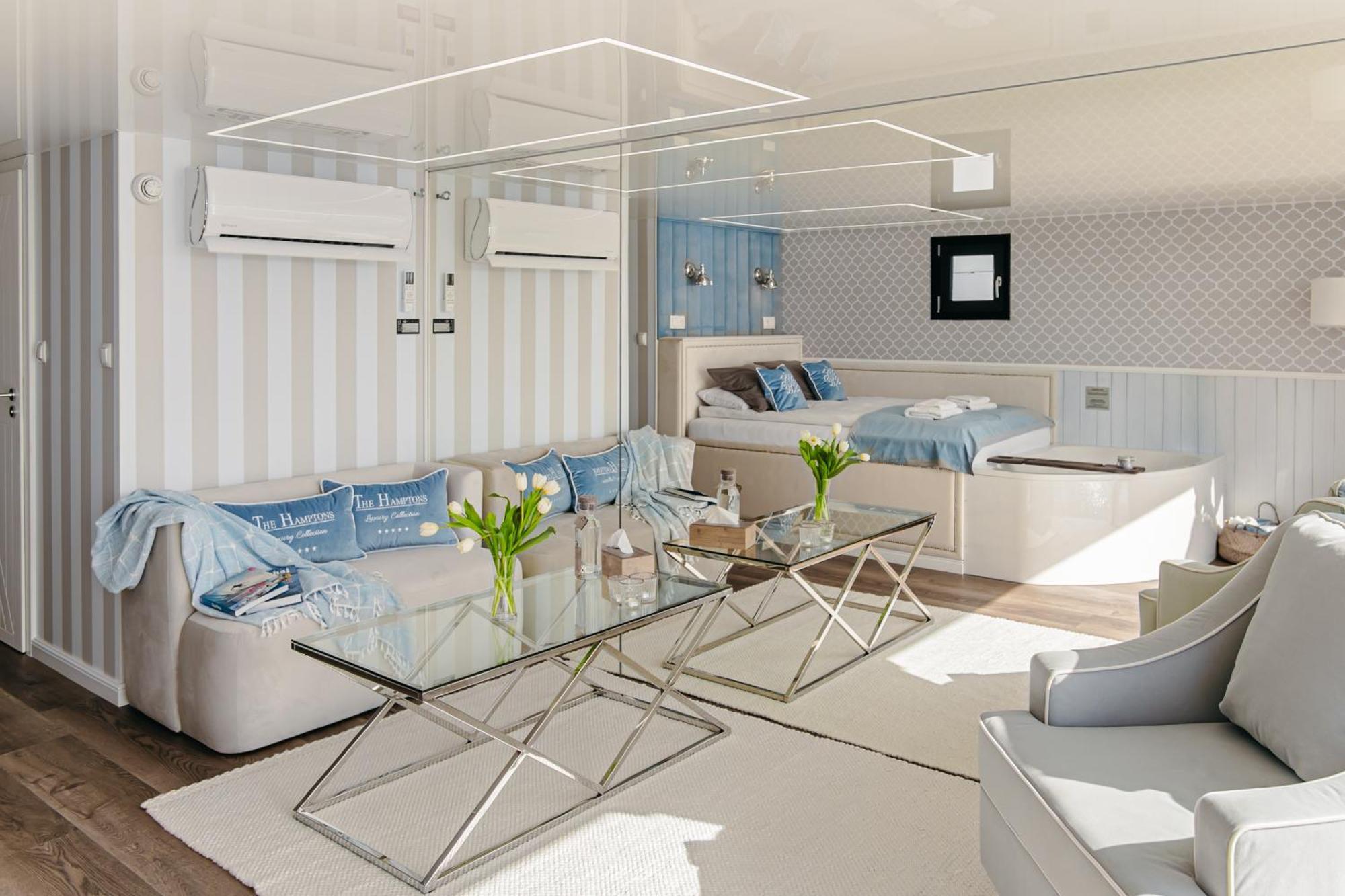 Grand Ht Houseboats - Domki Na Wodzie - Sauna, Jacuzzi, Kominek 미엘노 객실 사진