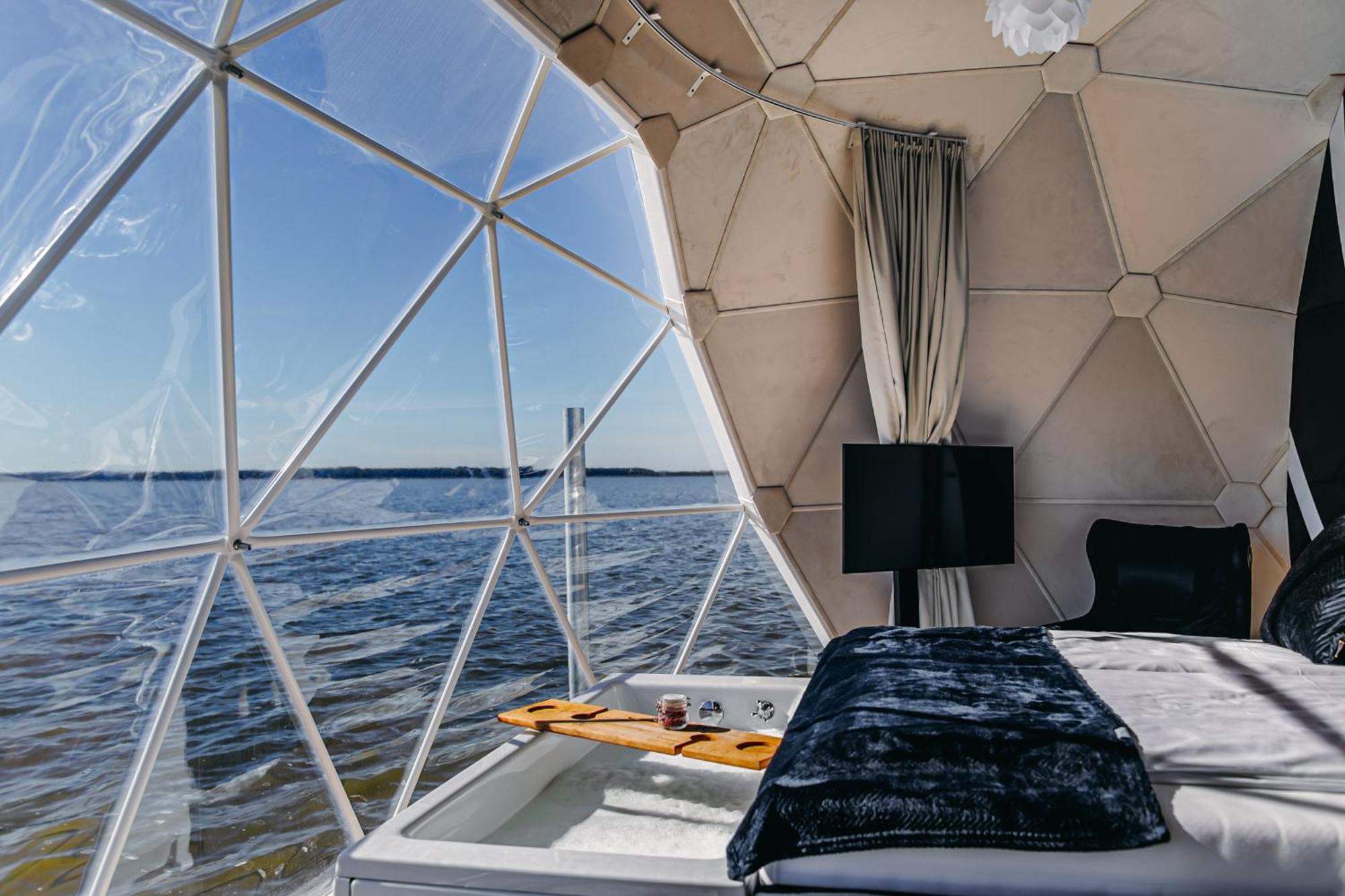 Grand Ht Houseboats - Domki Na Wodzie - Sauna, Jacuzzi, Kominek 미엘노 객실 사진