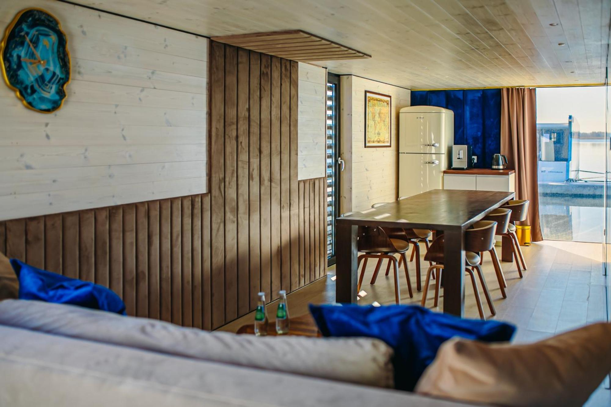 Grand Ht Houseboats - Domki Na Wodzie - Sauna, Jacuzzi, Kominek 미엘노 객실 사진